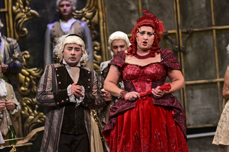 ADOB yeni sanat sezonunda perdesini "Andrea Chenier" operasıyla açtı 12