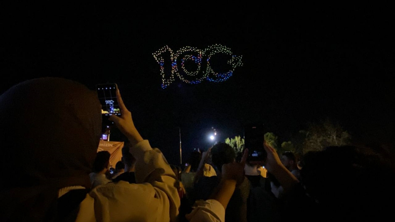 Antalya semalarında Cumhuriyet'in 100. yılı dolayısıyla 500 dronla ışık gösterisi 2