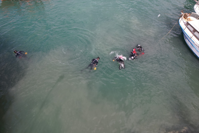 Bodrum'da deniz dibi ve kıyı temizliğinde yaklaşık 15 ton atık toplandı 4
