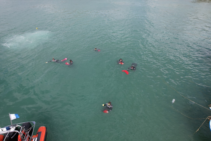 Bodrum'da deniz dibi ve kıyı temizliğinde yaklaşık 15 ton atık toplandı 11