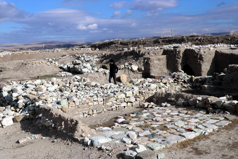 Amasya'daki Oluz Höyük kazılarında Medler'e ait yeni kalıntılar bulundu 5