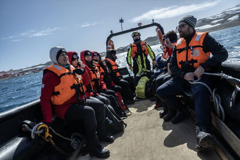 Türk bilim ekibi Antarktika'ya ulaştı