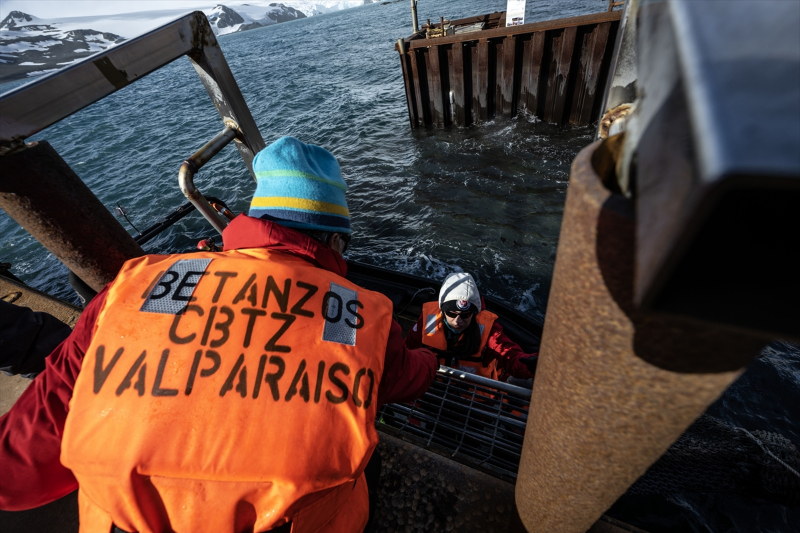 Türk bilim ekibi Antarktika'ya ulaştı 19