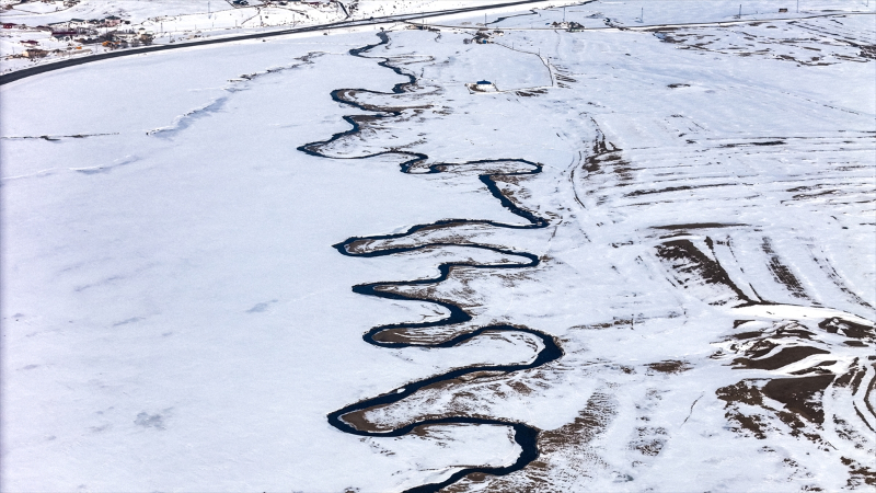 Kars-Ardahan sınırındaki menderesler her mevsim farklı güzelliğe bürünüyor 6