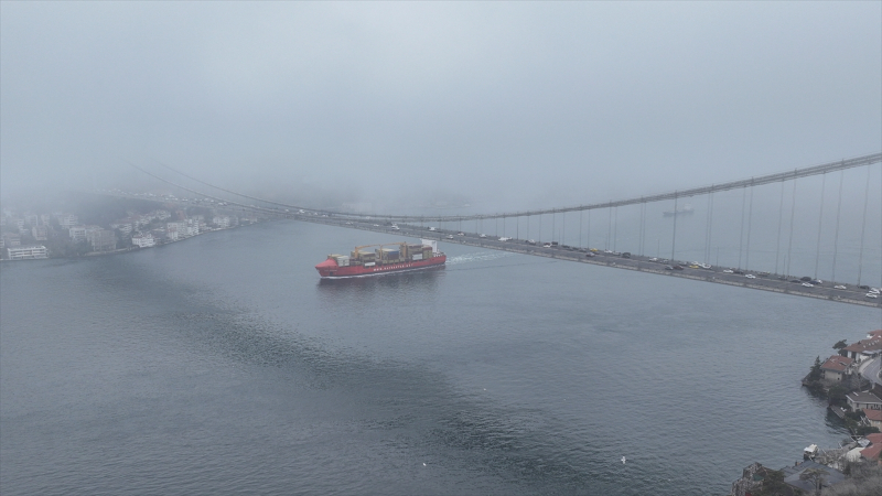 İstanbul'da sisli hava etkili oldu