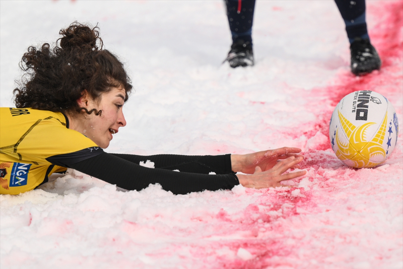 Türkiye'de ilk defa "Kar Ragbi Şampiyonası" düzenlendi