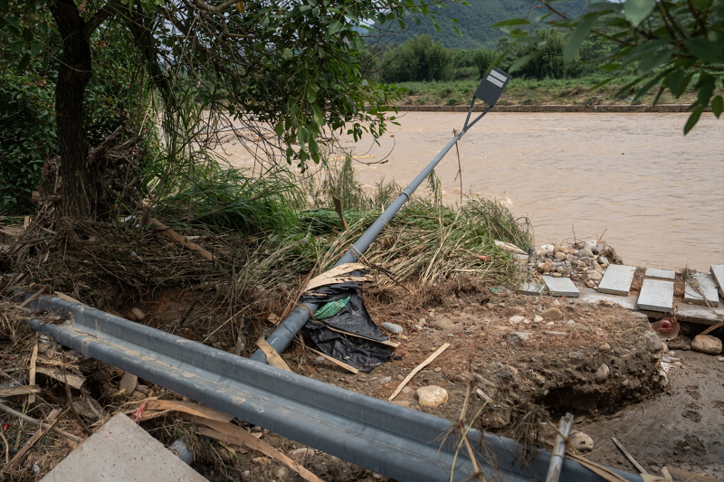 Çin'de yaşanan sele dönüşen şiddetli yağış Guangdong eyaletini vurdu 19