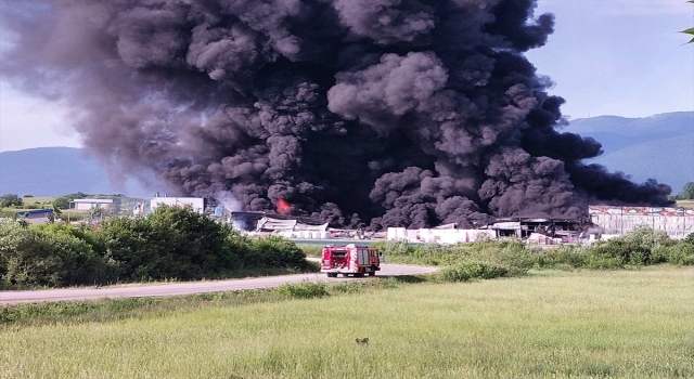 Bosna Hersek’in Bihac şehrindeki fabrikada yangın çıktı
