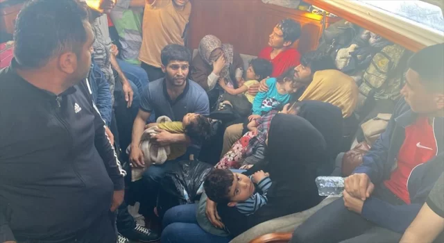 Muğla’da yelkenli teknede 35 düzensiz göçmen yakalandı