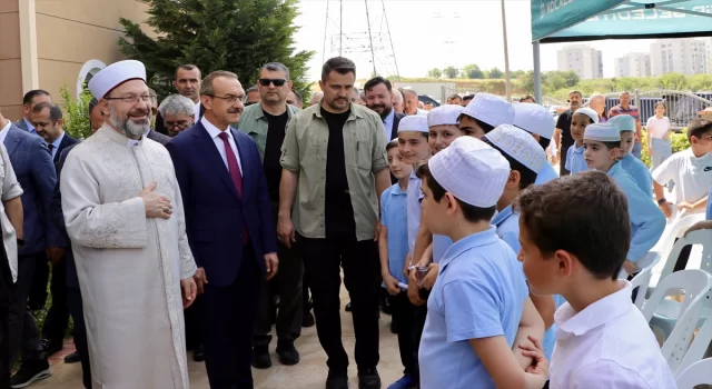 Diyanet İşleri Başkanı Erbaş, Kocaeli’de Kur’an kursu açılışında konuştu: