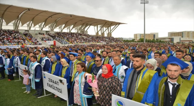Kırşehir’de üniversite öğrencileri 6 yıldır ”Ahilik yemini” ile mezun oluyor