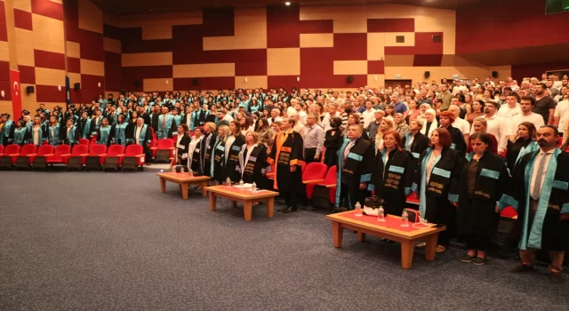 Trakya Üniversitesi Mimarlık Fakültesinde mezuniyet töreni yapıldı