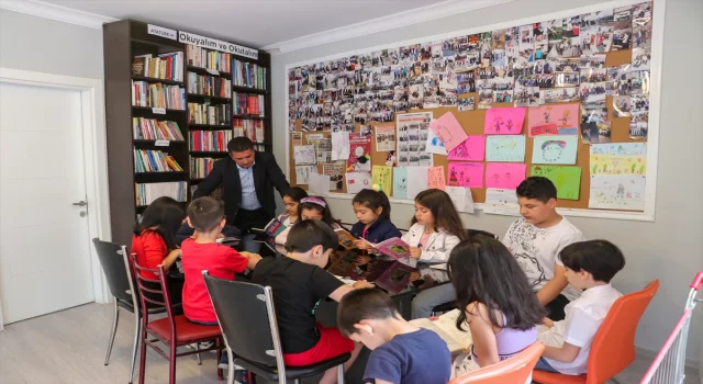 ”Okuması çocuklardan hediyesi muhtardan” kampanyası çocuklara kitapları sevdirdi
