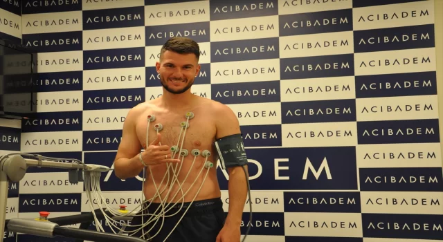 Sivasspor’un yeni transferi Robin Yalçın sağlık kontrolünden geçirildi 