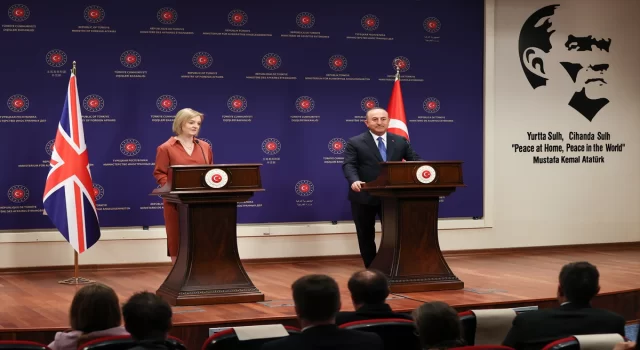 Bakan Çavuşoğlu, İngiliz mevkidaşı Truss ile ortak basın toplantısında konuştu: (2)