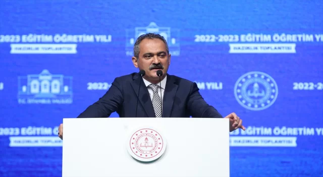 Bakan Özer, 20222023 Eğitim Öğretim Yılı Hazırlık Toplantısı’nda konuştu: