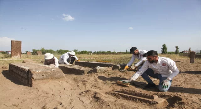 Selçuklu Meydan Mezarlığı’nda kazı ve restorasyon çalışmaları başladı