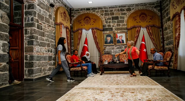 Diyarbakır annelerinin eylemi sayesinde 2 aile daha evladına kavuştu 