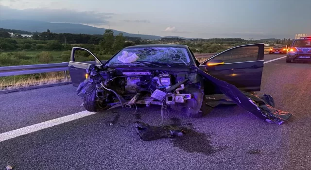 Manisa’da iki otomobilin çarpıştığı kazada 2 kardeş öldü