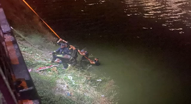 Hatay’da Asi Nehri’ne düşen kadını yoldan geçen iki kişi kurtardı