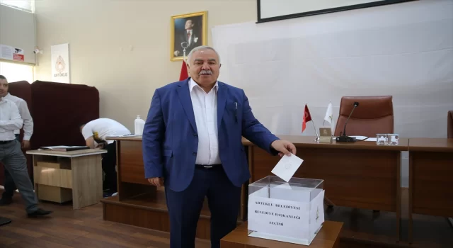Mardin’in Artuklu Belediye Başkanlığına AK Parti’nin adayı Mehmet Tatlıdede seçildi