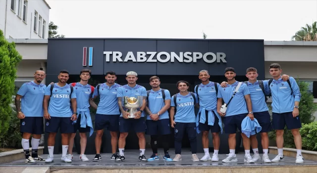 Turkcell Süper Kupa’yı kazanan Trabzonspor kente geldi