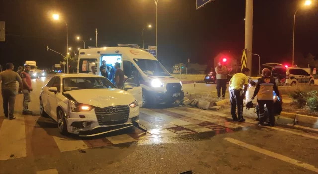 Konya’da iki otomobilin çarpıştığı kazada biri çocuk 4 kişi yaralandı