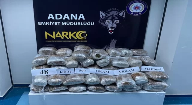 Adana’da kargoya verilmiş kolilerde 48 kilo 500 gram esrar ele geçirildi