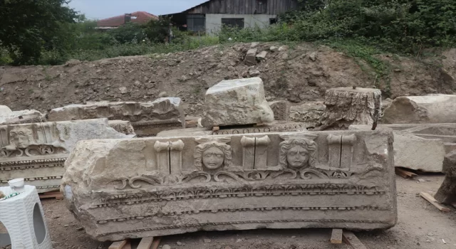 Düzce’deki antik kentte mermer blok ve mimari figürler bulundu