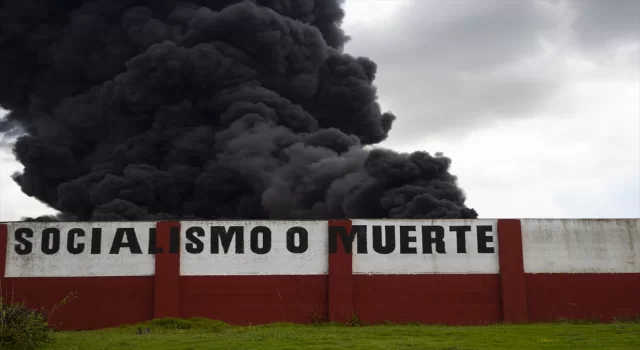 Küba’da limandaki ham petrol depolama tesislerindeki patlamalarda 77 kişi yaralandı