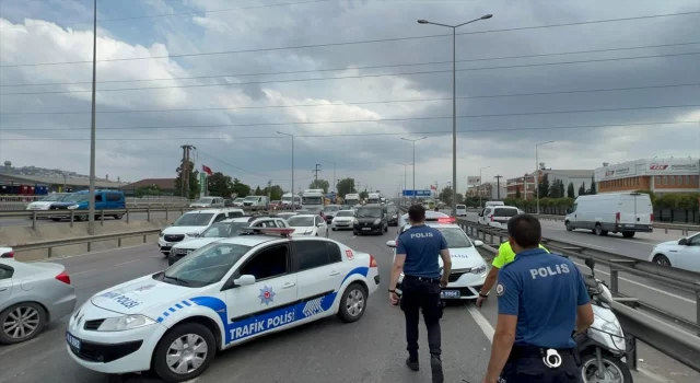 Kocaeli’de zincirleme trafik kazasında 6 kişi yaralandı