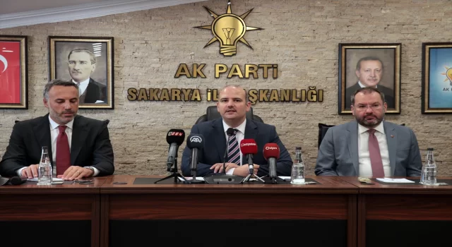 AK Parti Genel Başkan Yardımcısı İleri, Sakarya’da teşkilat üyeleriyle buluştu: