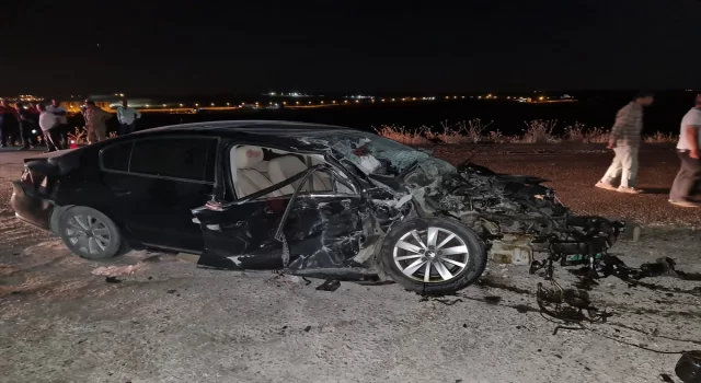 Mardin’de iki kişinin yaralandığı trafik kazası kameraya yansıdı