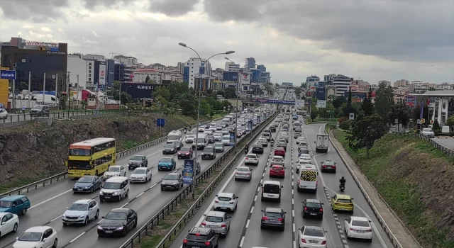 İstanbul’da haftanın ilk gününde trafik yoğunluğu yüzde 58 