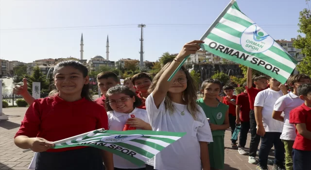 ”Yeşil Vatan” tırı Ankara’da çocuklarla buluşturuldu