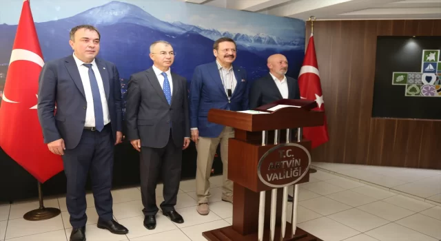 TOBB Başkanı Hisarcıklıoğlu Artvin’de okul açılına katıldı 