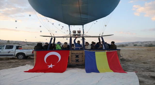 Türk ve Rumen milletvekilleri Kapadokya’da sıcak hava balon turuna katıldı