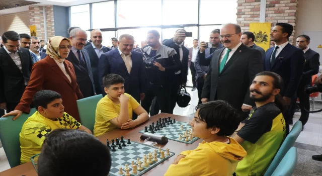 Elazığ’da düzenlenen İpek Yolu Çaturanga Satranç Turnuvası başladı
