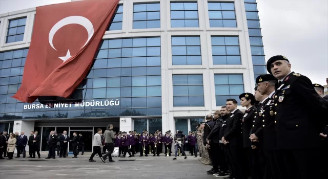 Bursa’da şehit polis memuru için emniyet müdürlüğünde merasim düzenlendi