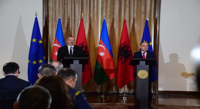 Azerbaycan Cumhurbaşkanı Aliyev, Arnavutluk’ta mevkidaşı Begaj ile görüştü