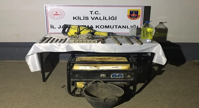 Kilis’te kaçak kazı yapan 4 şüpheli yakalandı
