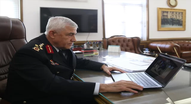 Jandarma Genel Komutanı Orgeneral Çetin, AA’nın ”Yılın Fotoğrafları” oylamasına katıldı
