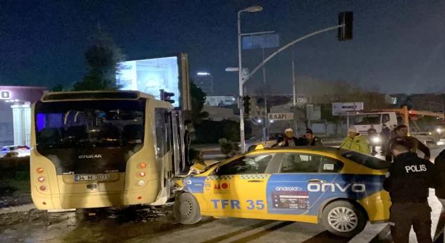 Başakşehir’deki trafik kazası! 4 kişi yaralandı