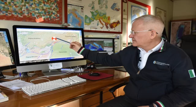 İtalyan deprem uzmanı, Anadolu levhasındaki 3 metrelik kaymanın veriler netleştikçe artabileceğini söyledi: