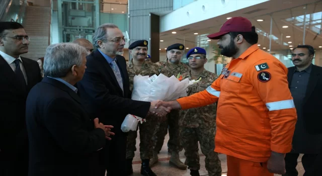 Türkiye’nin İslamabad Büyükelçisi Mehmet Paçacı’dan, Pakistan arama kurtarma ekibine teşekkür