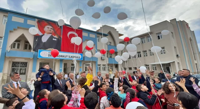 Depremden etkilenen Osmaniye’de öğrenciler için ders zili çaldı