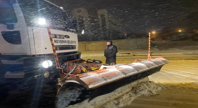 Nevşehir’de kar yağışı ulaşımda aksamalara neden oldu