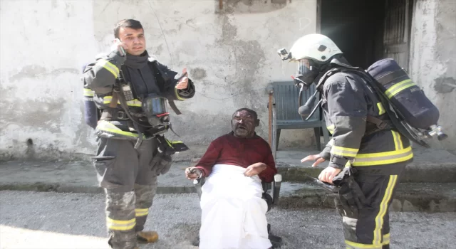 Antalya’da evinde yangın çıkan engelli yaralandı