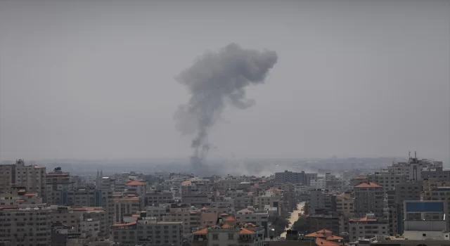 İsrail ordusu abluka altındaki Gazze’yi vurdu