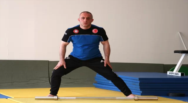 Görme engelli judocular yeni şampiyonluklar için Erzurum’da güç depoluyor